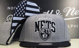 Mitchell & Ness Black USA SB Snapback - BROOKLYN NETS - Grey-Black, Size:ONE SIZE -