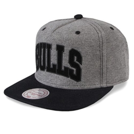 Mitchell & Ness Snapback Cap Chicago Bulls #B3 -